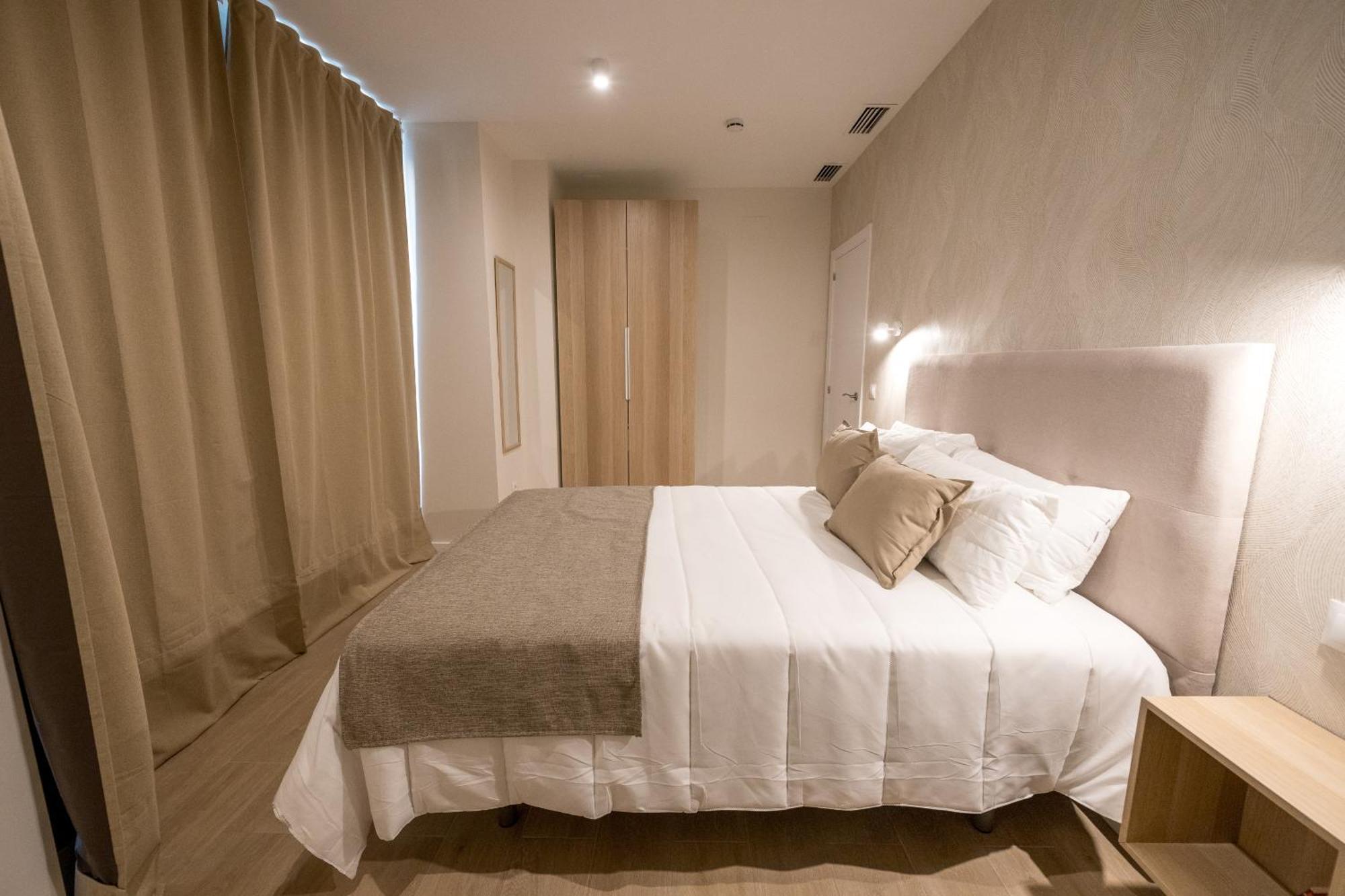 At Villafiel Atarazanas-Plaza Málaga Dış mekan fotoğraf